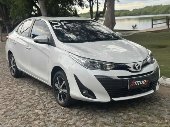TOYOTA YARIS 2021