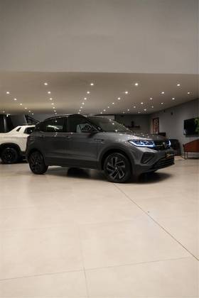 VOLKSWAGEN T-CROSS 2025