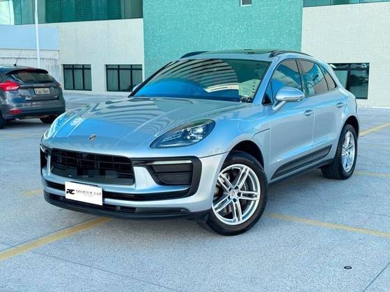 PORSCHE MACAN 2024
