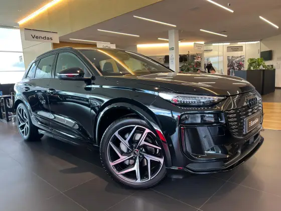 AUDI Q6 E-TRON 2025