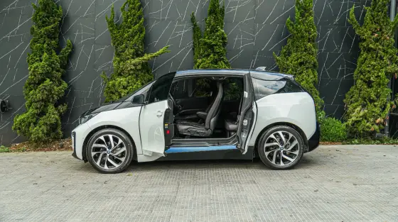 BMW i3 2022