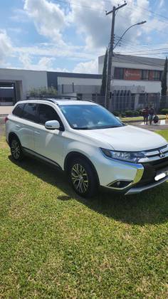 MITSUBISHI OUTLANDER 2016