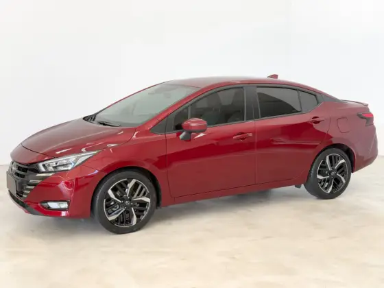 NISSAN VERSA 2024