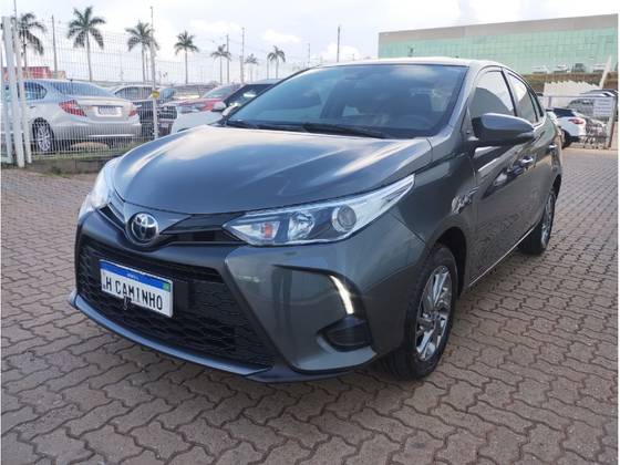 TOYOTA YARIS 2023