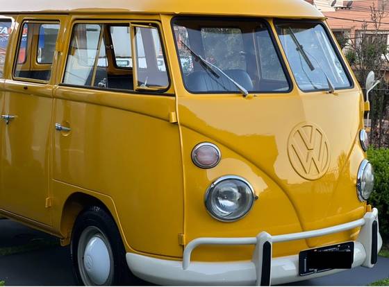 VOLKSWAGEN KOMBI 1975