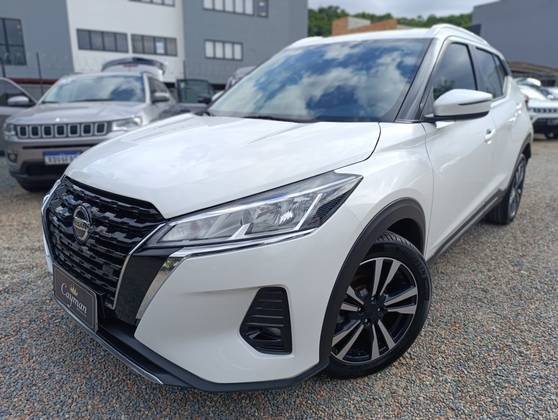 NISSAN KICKS 2022