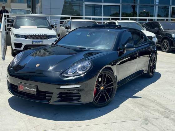 PORSCHE PANAMERA 2015
