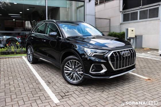 AUDI Q3 2024