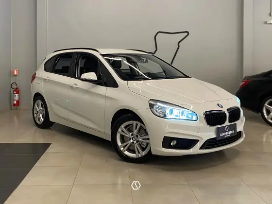 BMW 220i 2017