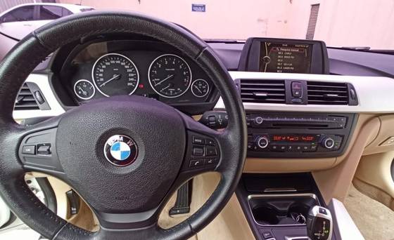 BMW 320i 2014