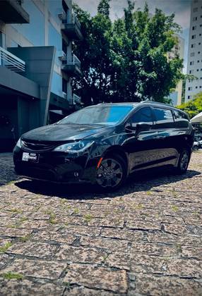 CHRYSLER PACIFICA 2019