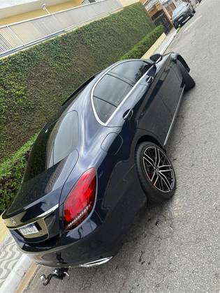 MERCEDES-BENZ C 200 2019