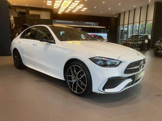 MERCEDES-BENZ C 300 2025
