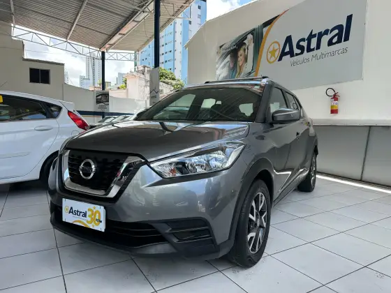 NISSAN KICKS 2018