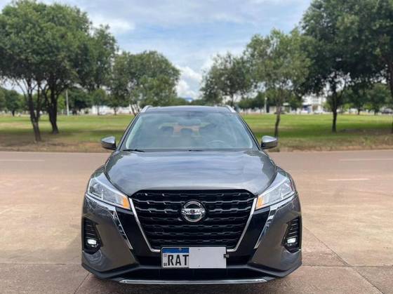 NISSAN KICKS 2022