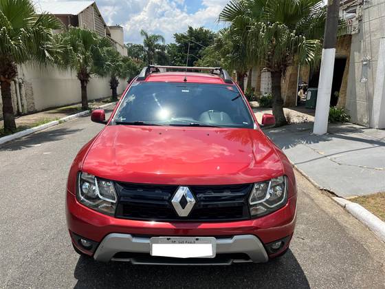 RENAULT DUSTER 2017