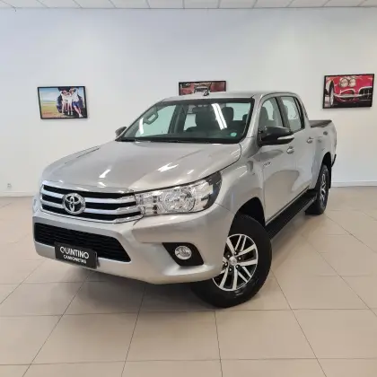 TOYOTA HILUX 2017