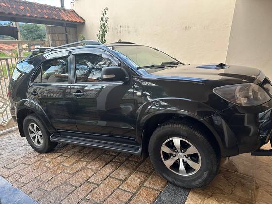 TOYOTA HILUX SW4 2006