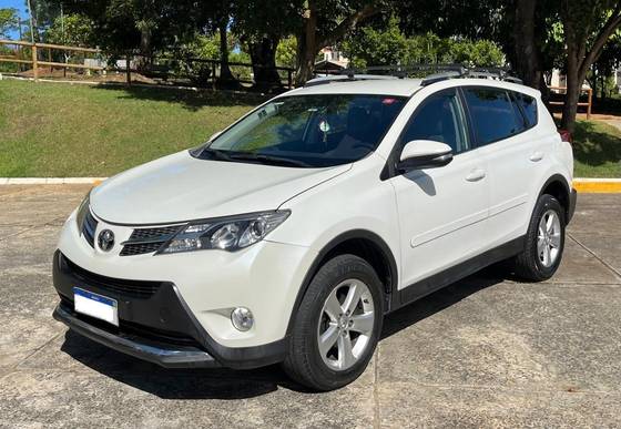 TOYOTA RAV4 2015