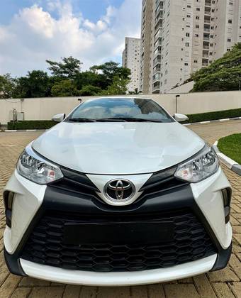 TOYOTA YARIS 2023