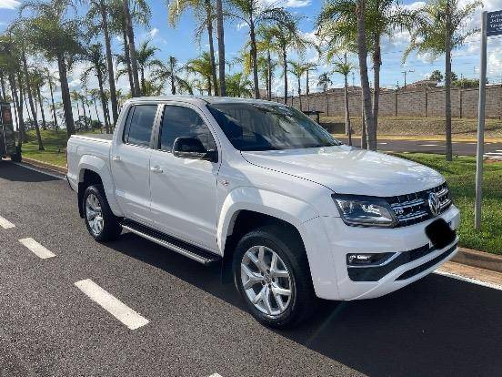 VOLKSWAGEN AMAROK 2022