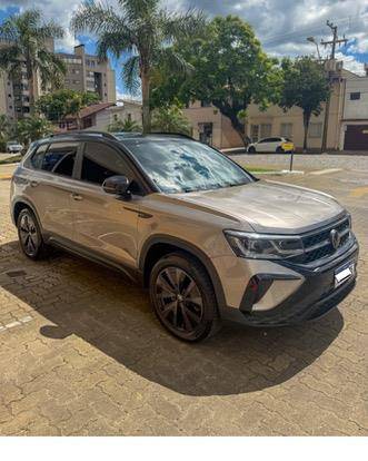 VOLKSWAGEN TAOS 2022