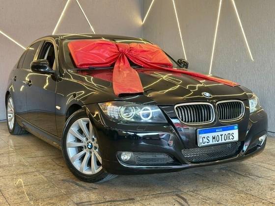 BMW 320i 2010