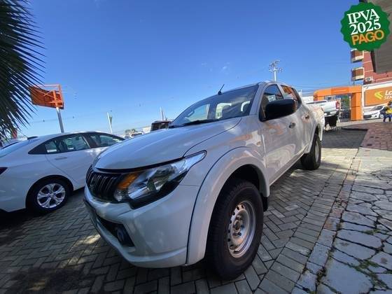 MITSUBISHI L200 TRITON 2023