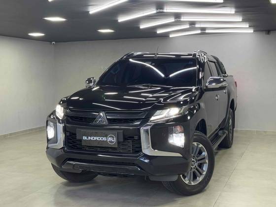 MITSUBISHI L200 TRITON 2022