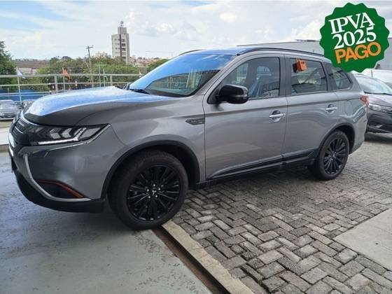 MITSUBISHI OUTLANDER 2022