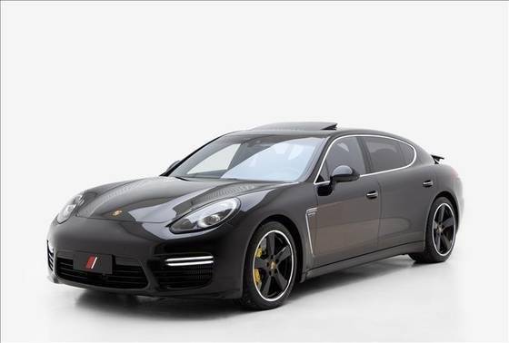 PORSCHE PANAMERA 2016