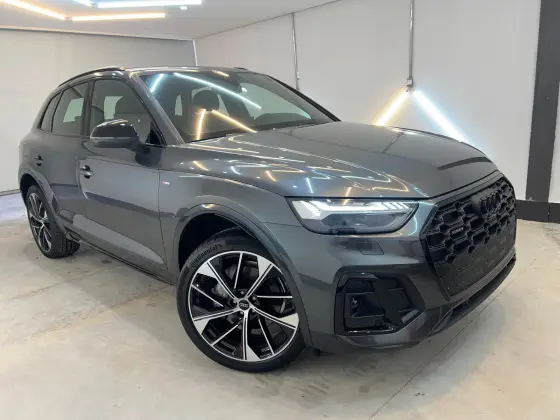 AUDI Q5 2025
