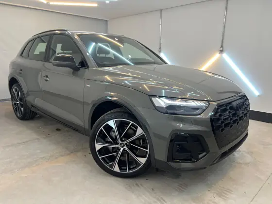 AUDI Q5 2025