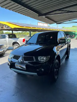 MITSUBISHI L200 2012