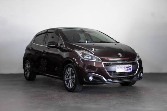 PEUGEOT 208 2017