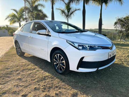 TOYOTA COROLLA 2018