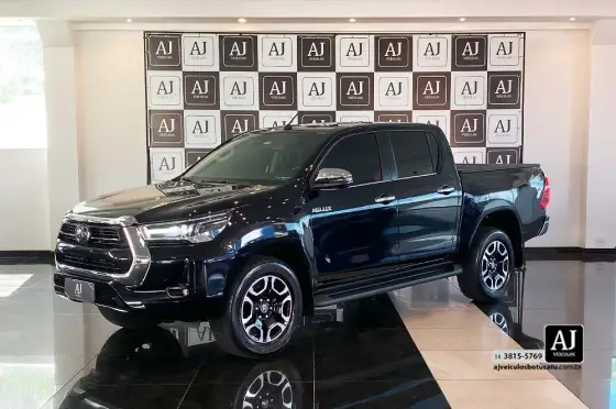 TOYOTA HILUX 2022
