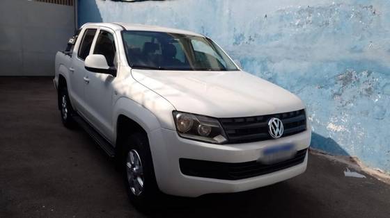 VOLKSWAGEN AMAROK 2015