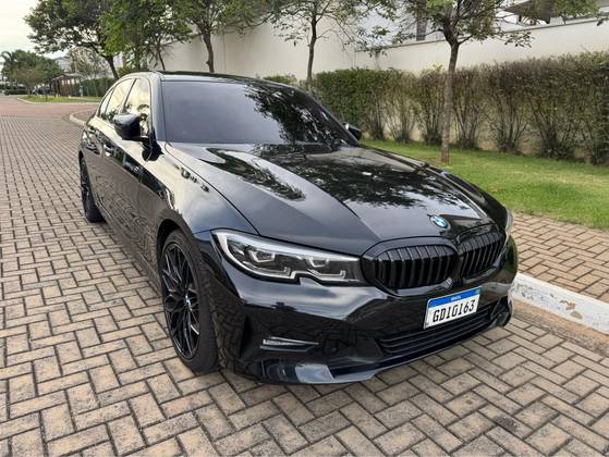 BMW 320i 2021