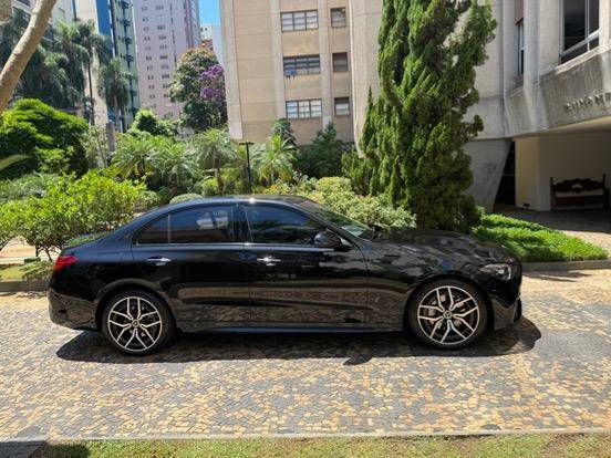 MERCEDES-BENZ C 300 2024