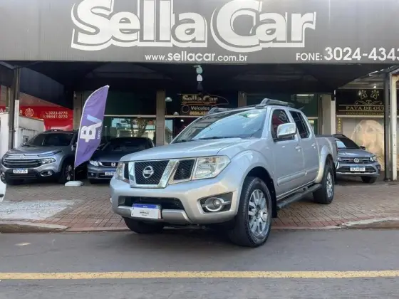 NISSAN FRONTIER 2014