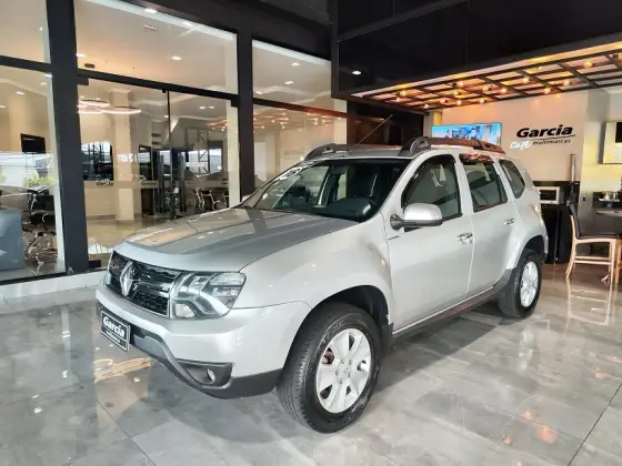 RENAULT DUSTER 2016