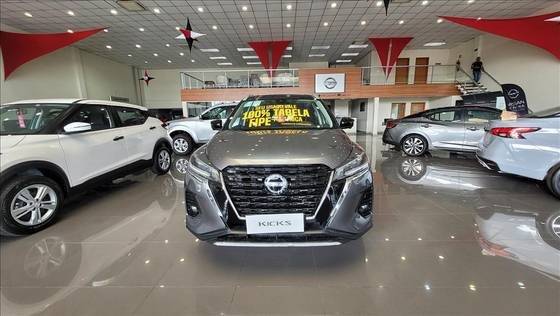 NISSAN KICKS 2024