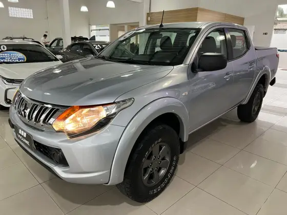 MITSUBISHI L200 TRITON 2019