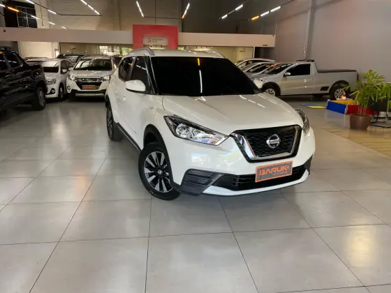 NISSAN KICKS 2018