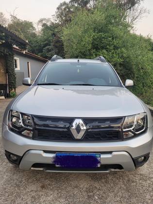RENAULT DUSTER 2019