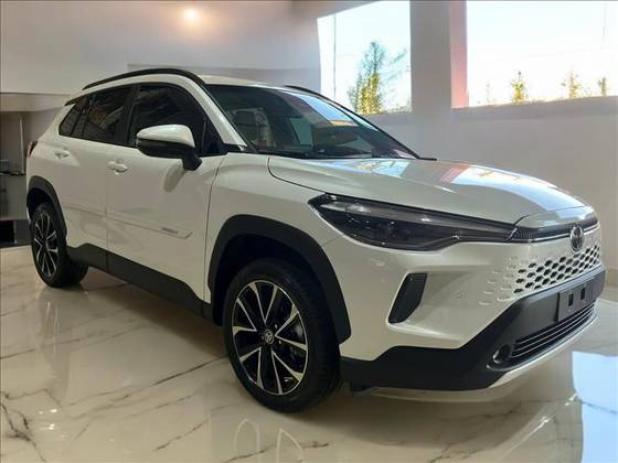 TOYOTA COROLLA CROSS 2026