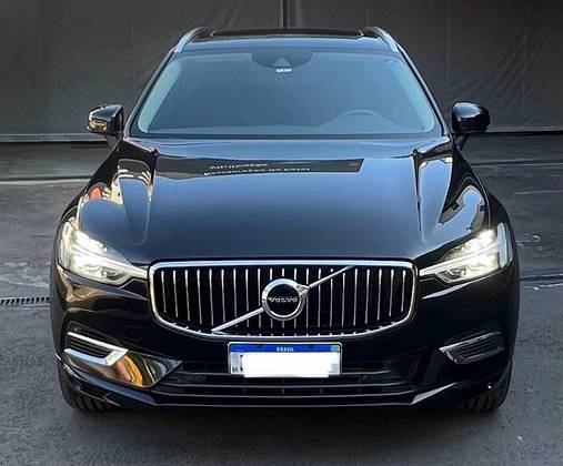 VOLVO XC60 2021