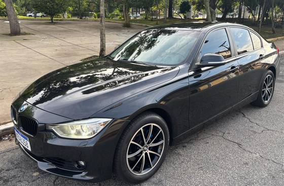 BMW 320i 2015