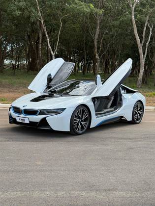 BMW i8 2015